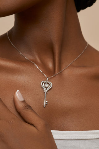 925 Sterling Silver Moissanite Key To My Heart Necklace